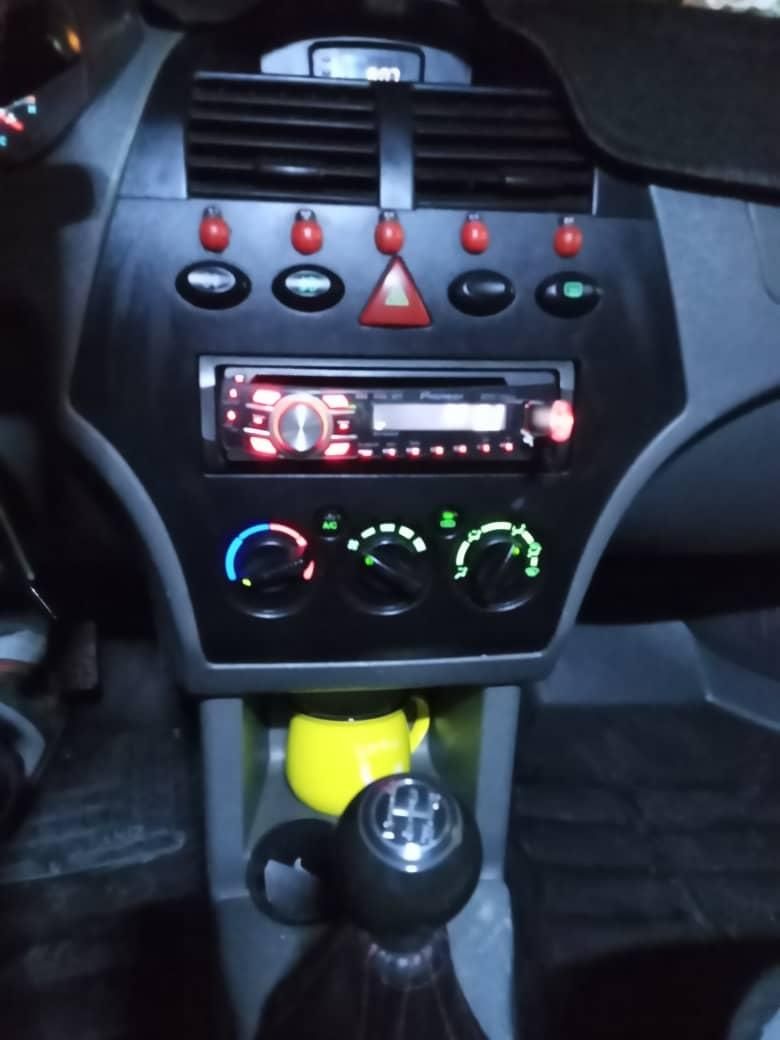تیبا صندوق دار SX - 1392