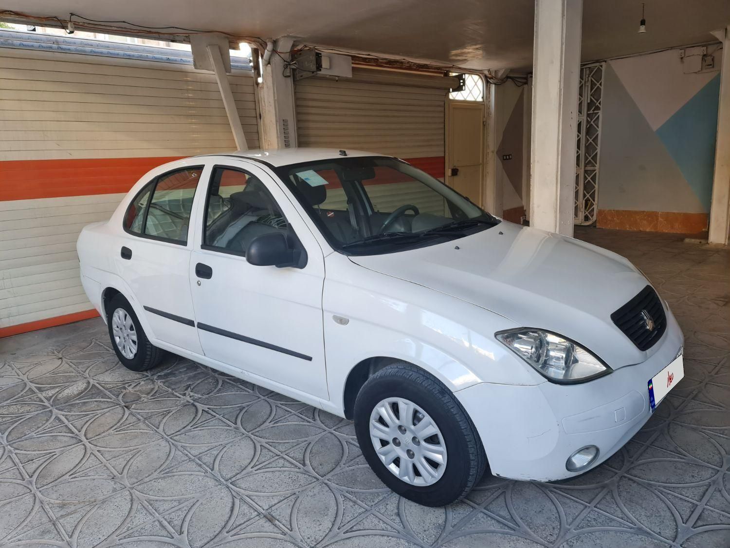تیبا صندوق دار SX - 1400