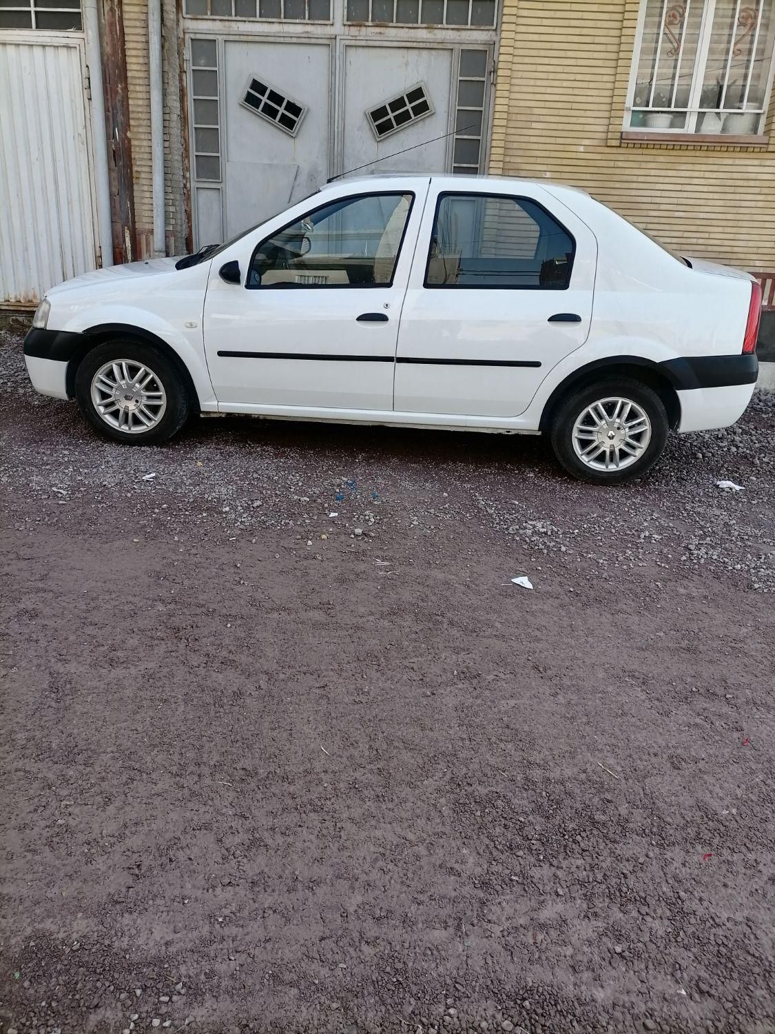 خودرو رنو، تندر 90 آگهی ann_18382790