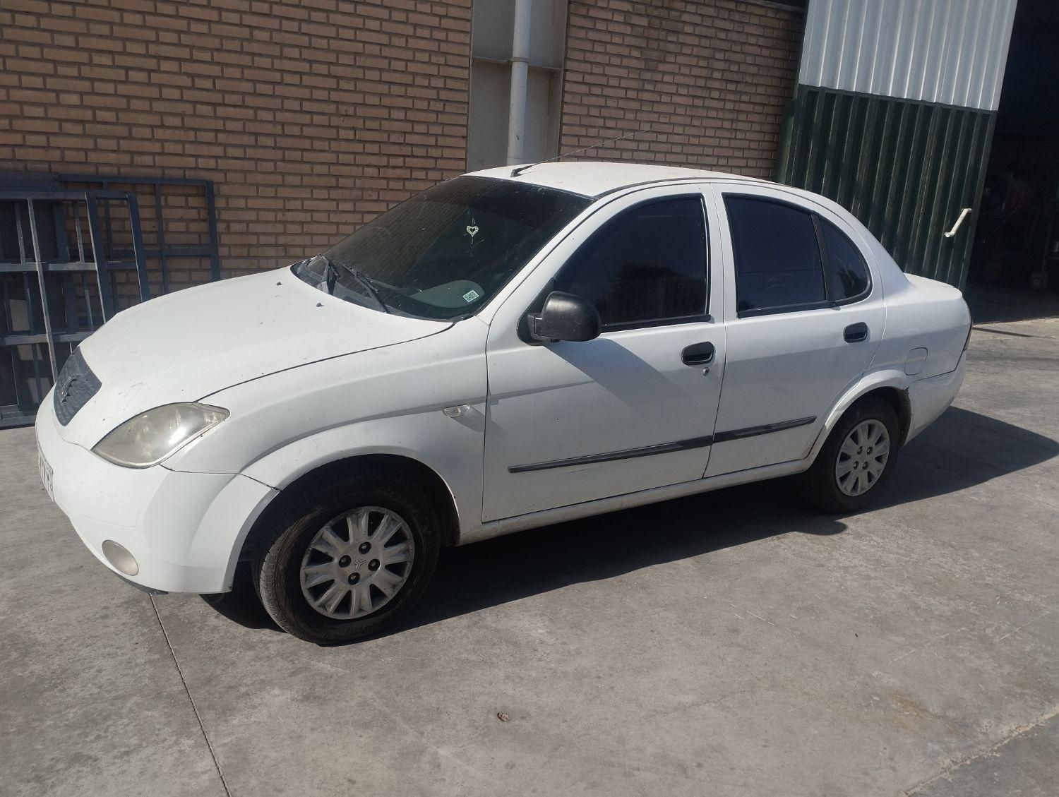 تیبا صندوق دار EX - 1395