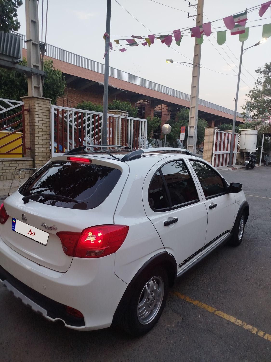 خودرو کوییک، R آگهی ann_18382853