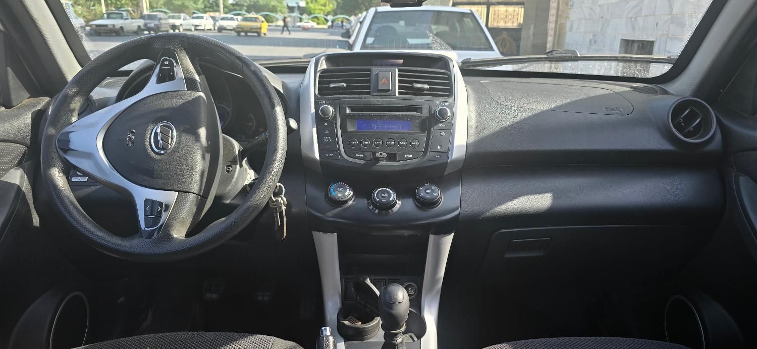 لیفان X60 دنده‌ای - 2015