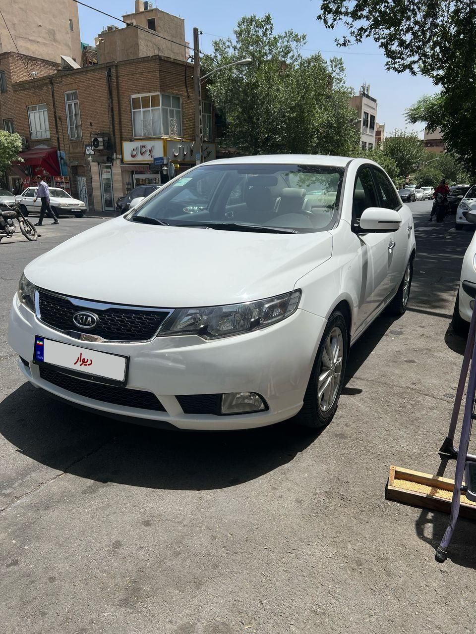 کیا سراتو مونتاژ 2000 اتوماتیک - 2015