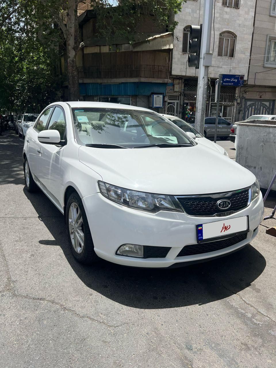 خودرو کیا، سراتو مونتاژ آگهی ann_18382982