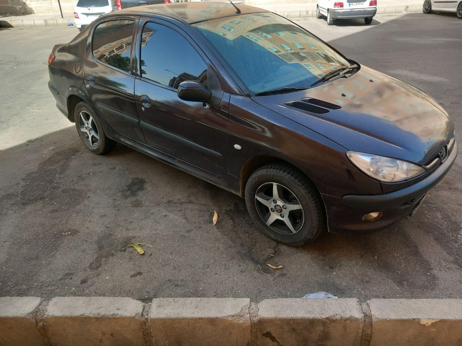 پژو ۲۰۶ صندوق دار v8 - 1391