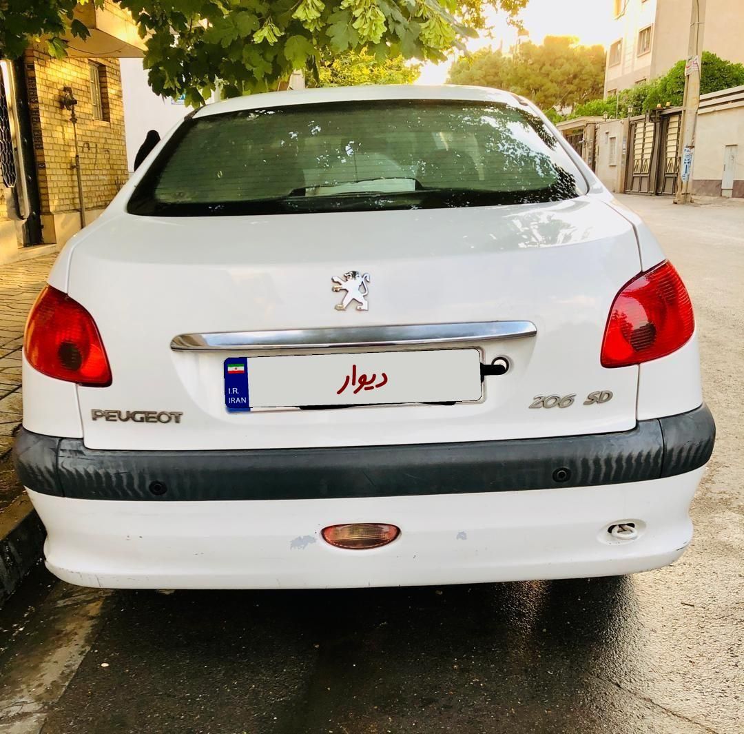 پژو ۲۰۶ صندوق دار v8 - 1394