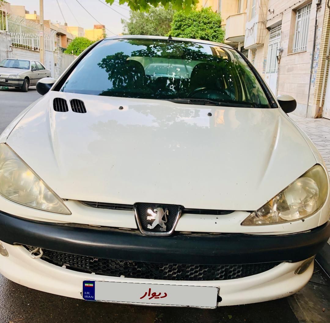 پژو ۲۰۶ صندوق دار v8 - 1394
