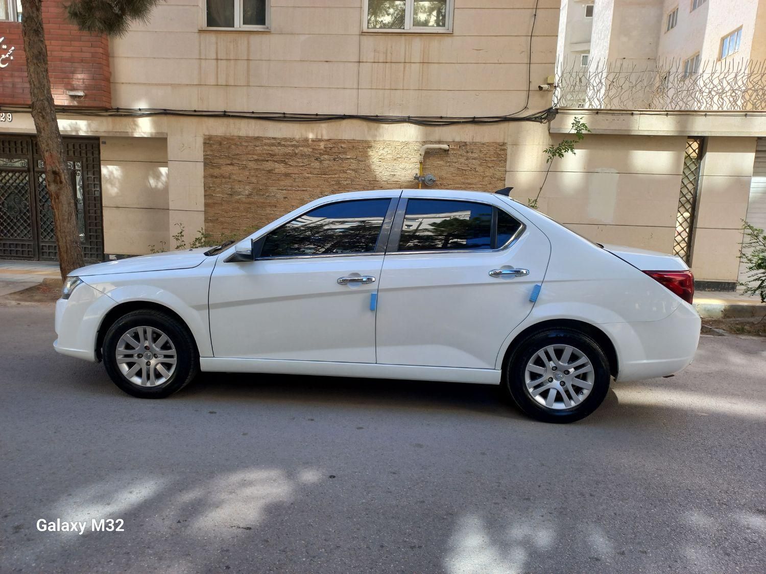 دنا پلاس تیپ ۲ سانروف ۴ ایربگ - 1400