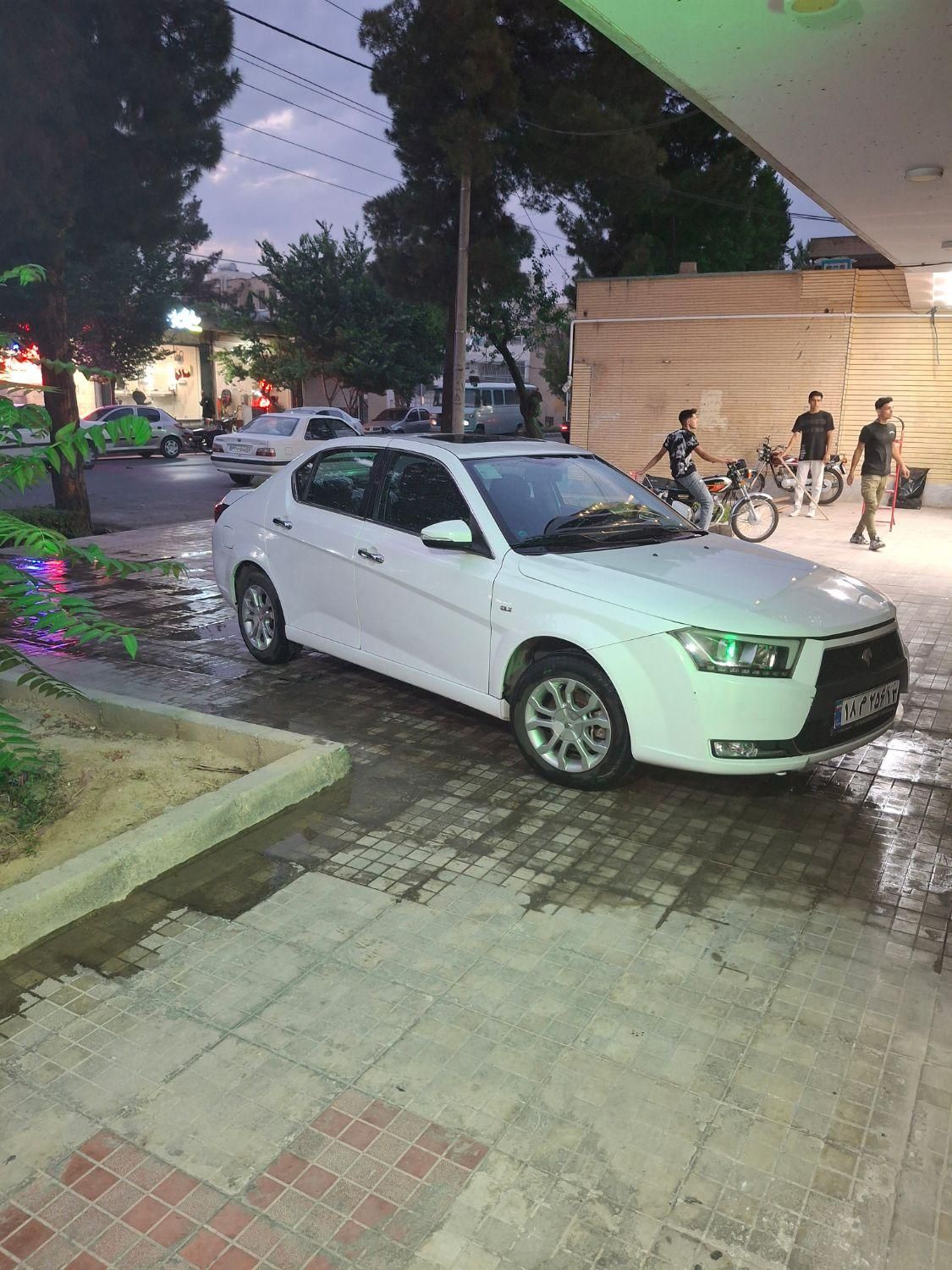 دنا پلاس تیپ ۲ سانروف ۴ ایربگ - 1397