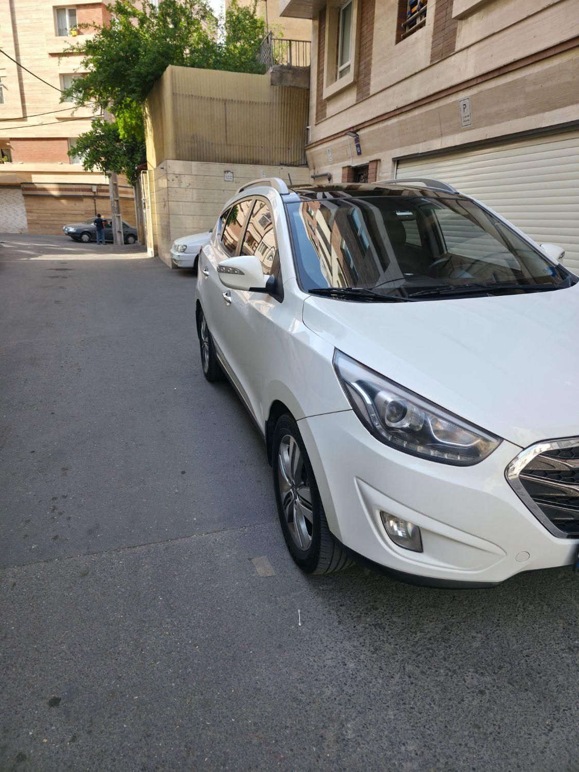 هیوندای توسان 2.4 لیتر - 2013
