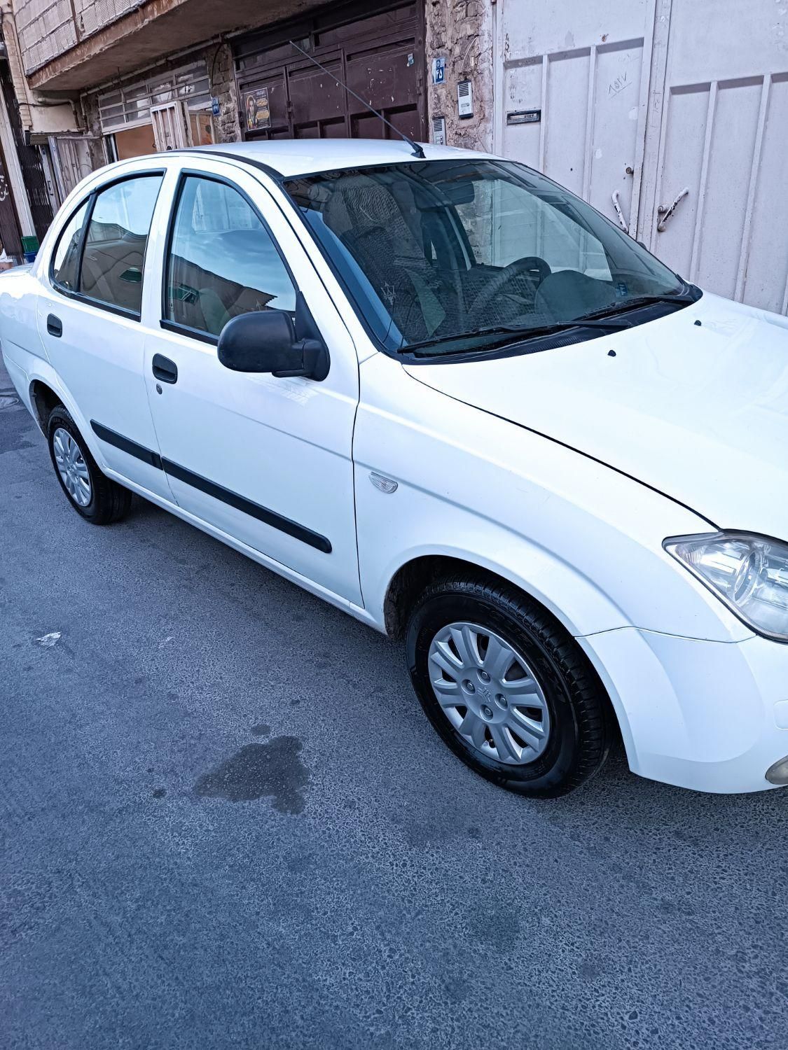 تیبا صندوق دار SX - 1393