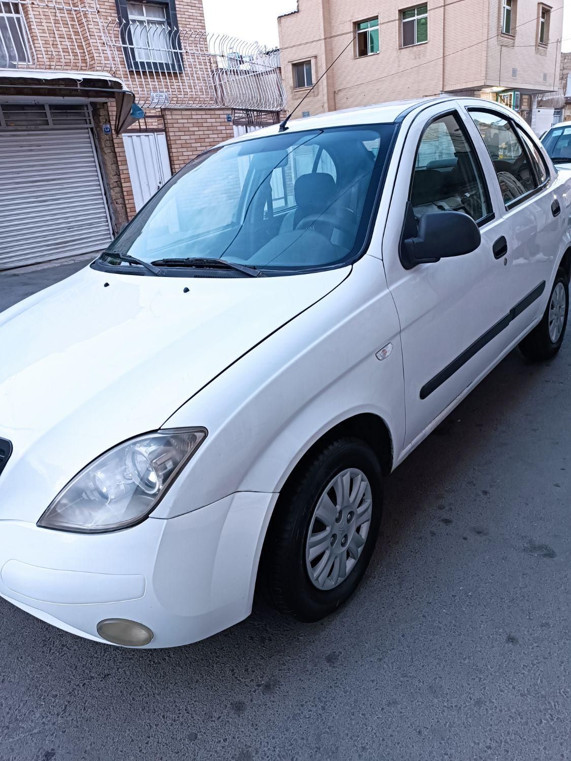 تیبا صندوق دار SX - 1393