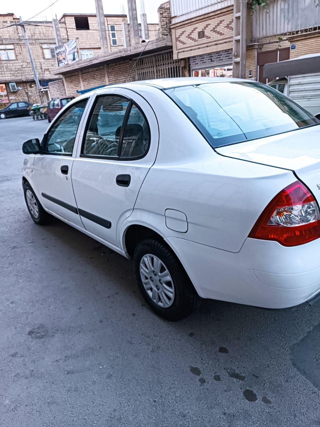 تیبا صندوق دار SX - 1393