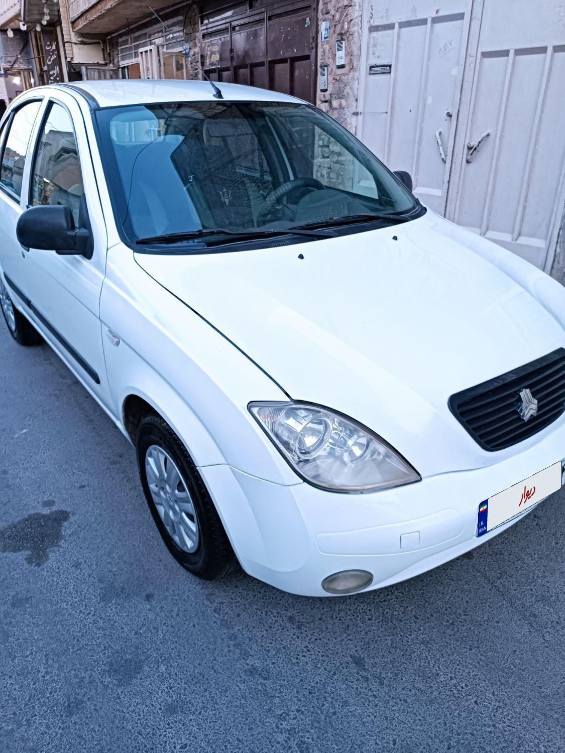 تیبا صندوق دار SX - 1393