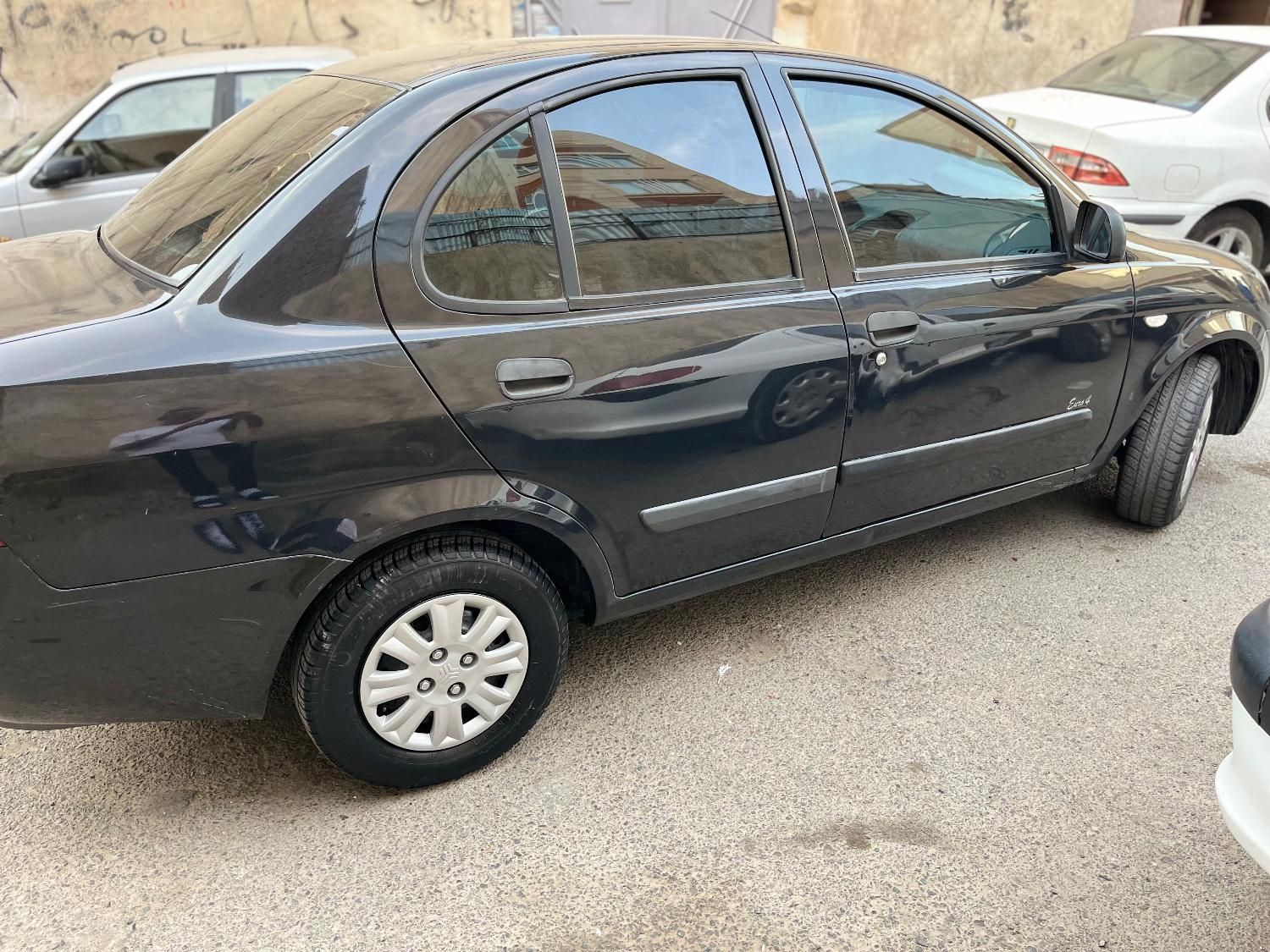 تیبا صندوق دار SX - 1393