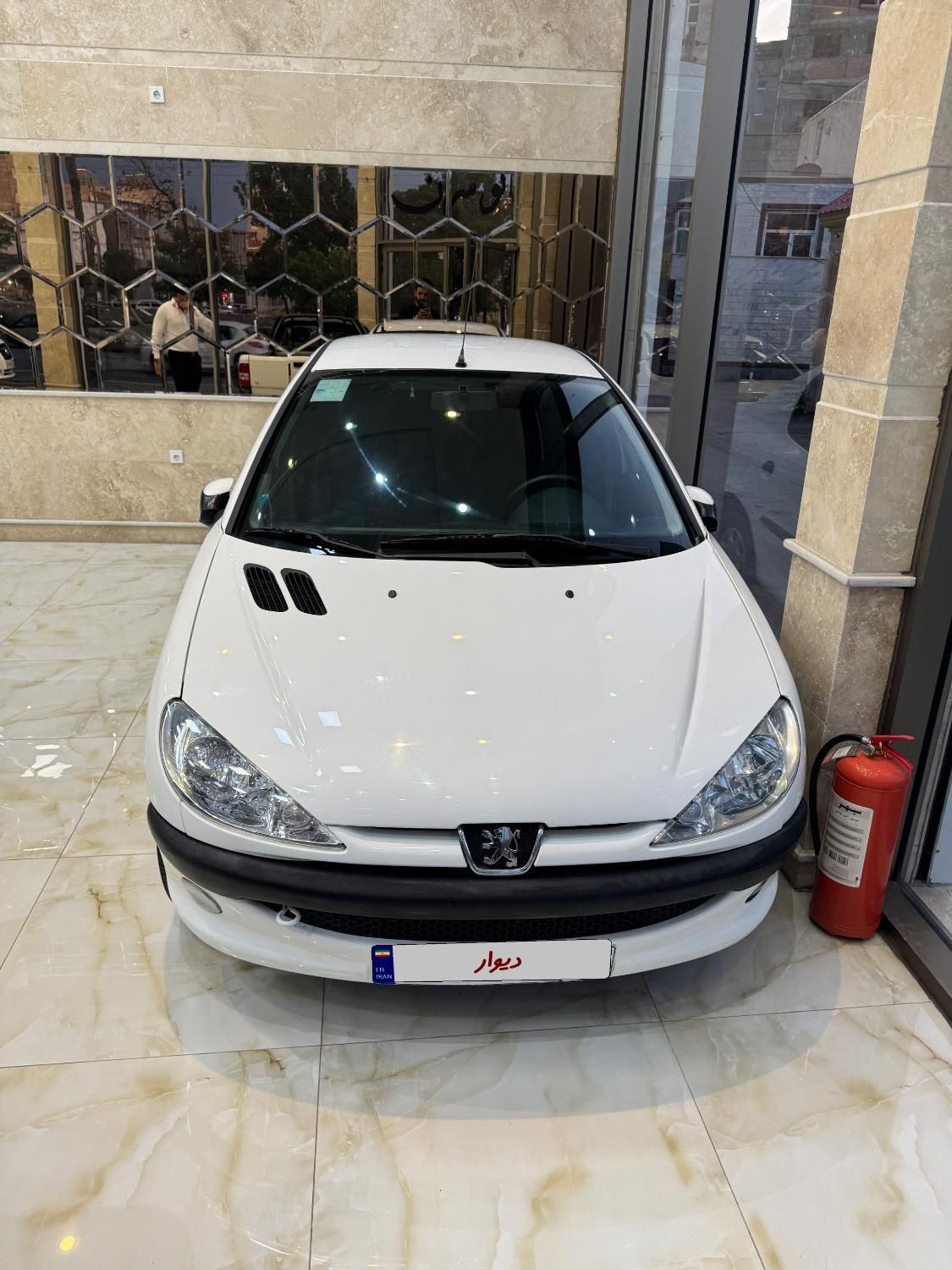 پژو ۲۰۶ صندوق دار v8 - 1397