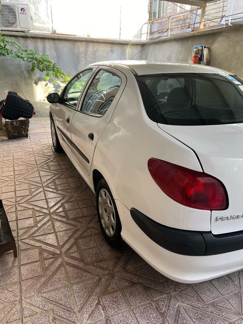 پژو ۲۰۶ صندوق دار v8 - 1389