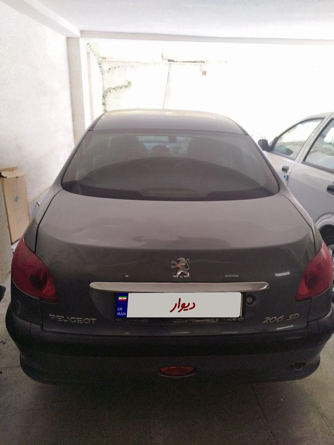 پژو ۲۰۶ صندوق دار v8 - 1389
