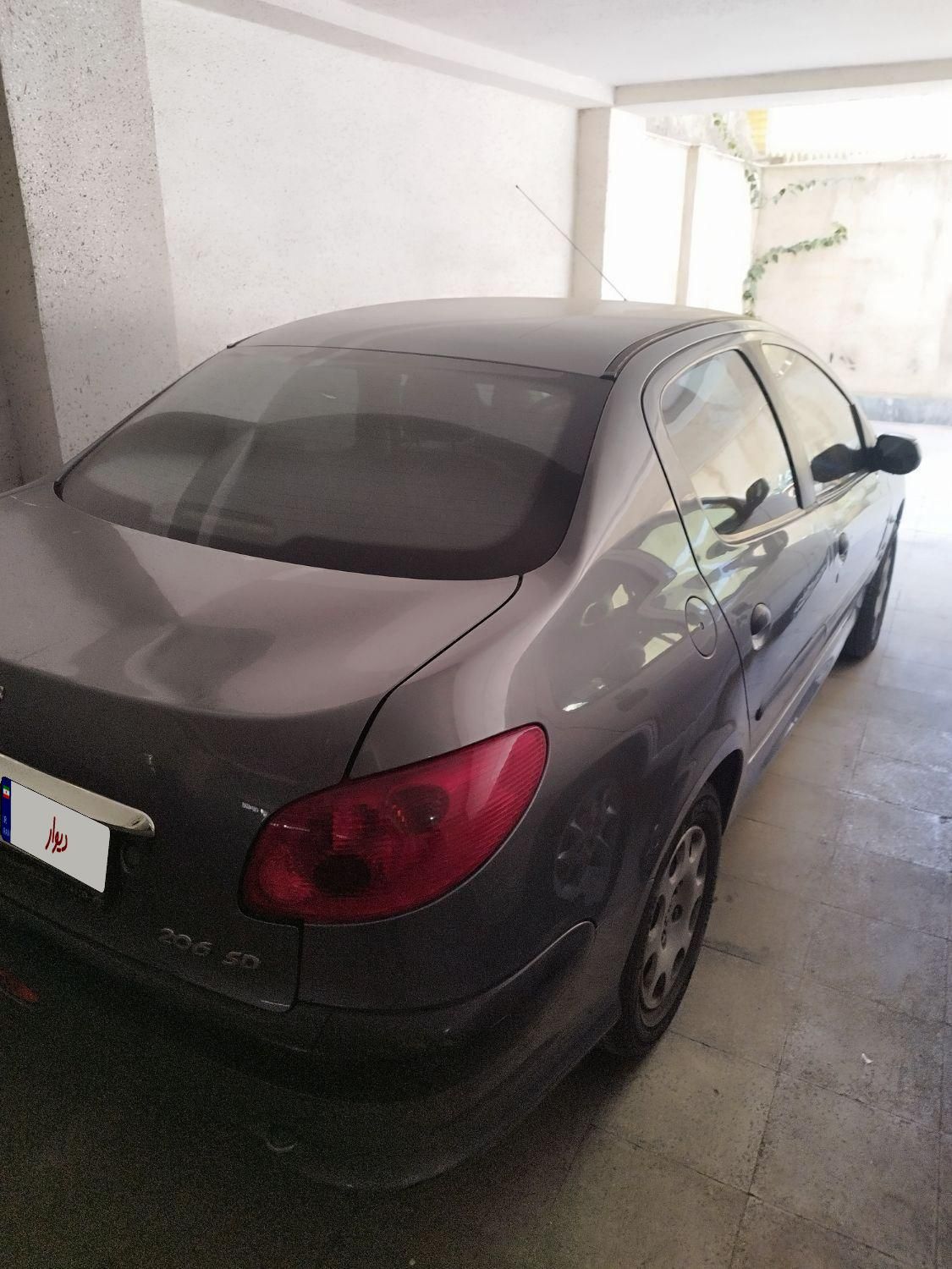پژو ۲۰۶ صندوق دار v8 - 1389