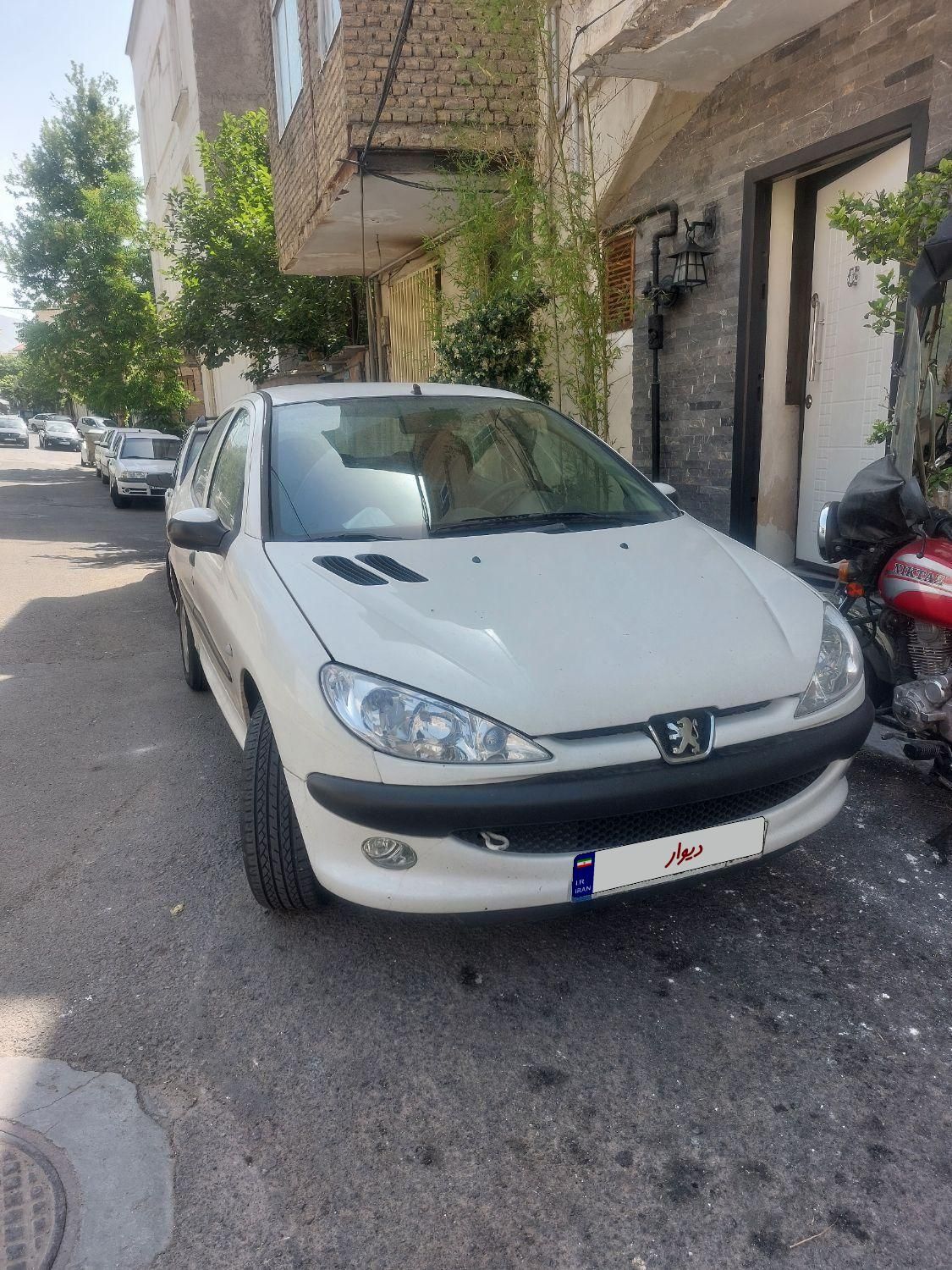 خودرو پژو، ۲۰۶ صندوق دار آگهی ann_18384276