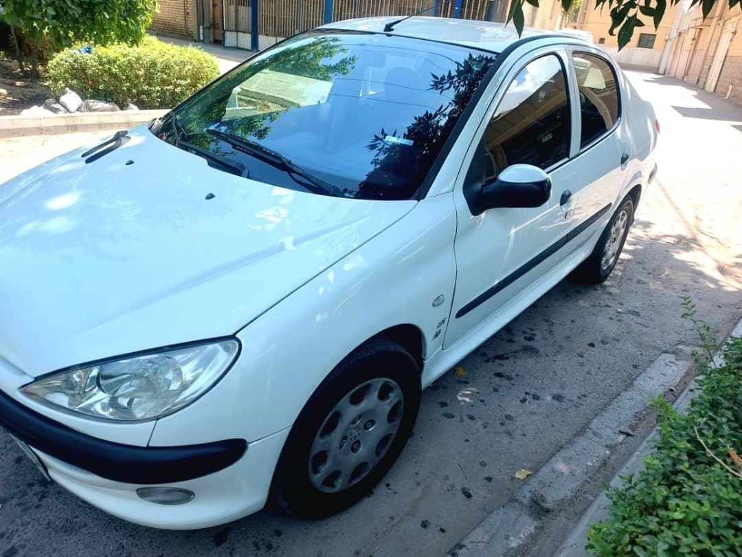 پژو ۲۰۶ صندوق دار v8 - 1392
