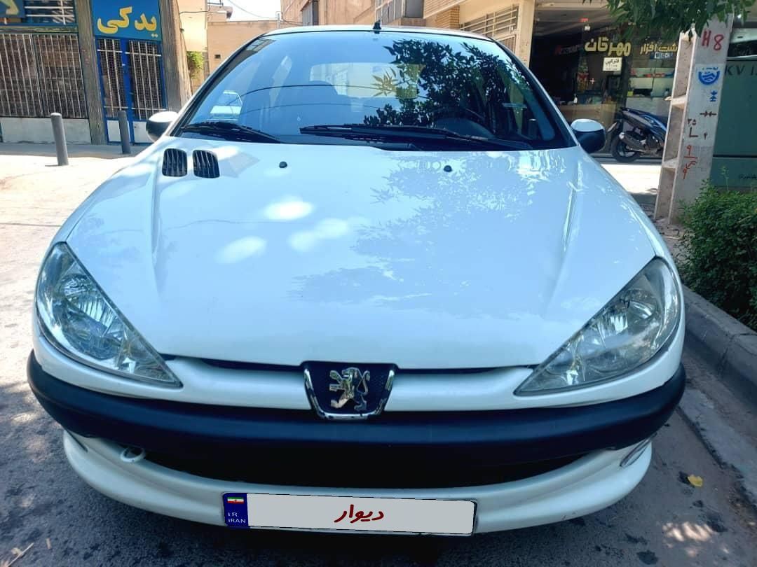 خودرو پژو، ۲۰۶ صندوق دار آگهی ann_18384388