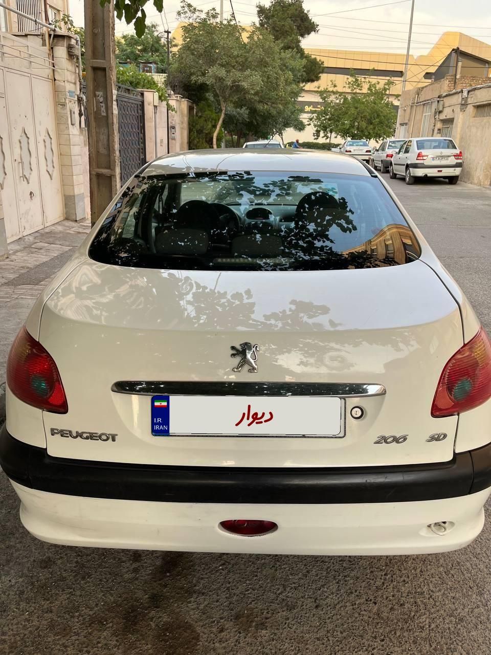 پژو ۲۰۶ صندوق دار v8 - 1389