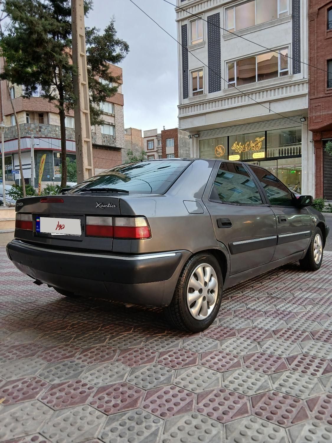 سیتروئن زانتیا X - 2004