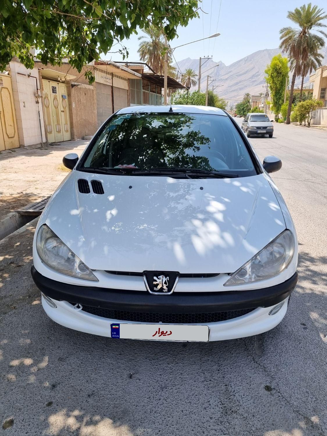 پژو ۲۰۶ صندوق دار v8 - 1393