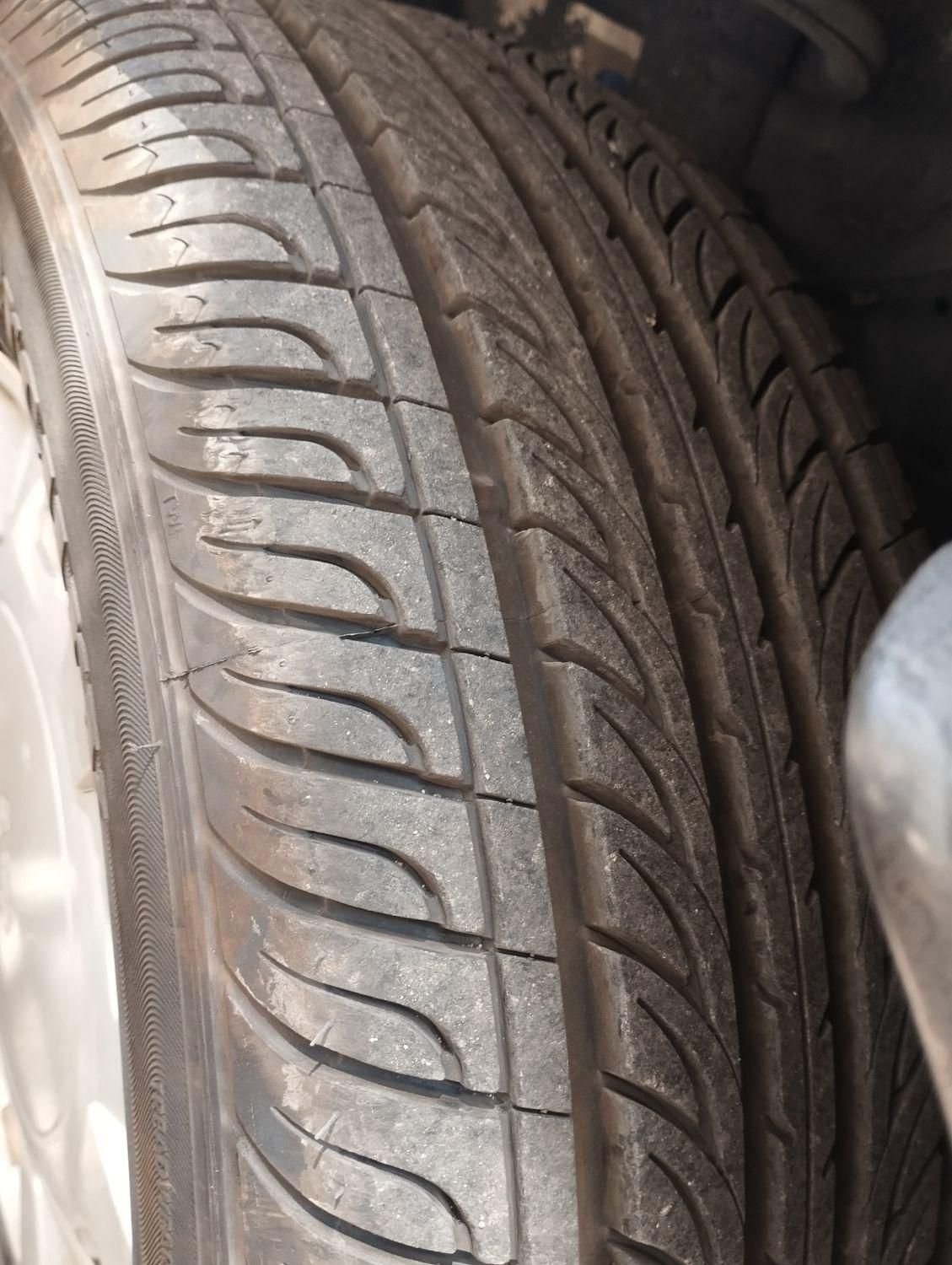 پژو 405 GLI - 1384