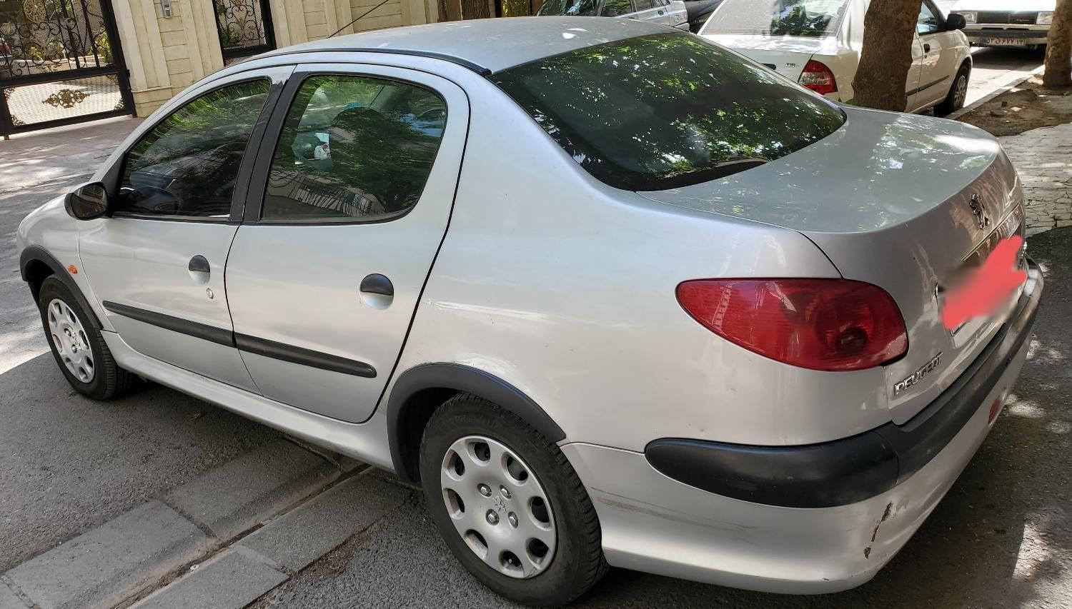 پژو ۲۰۶ صندوق دار v8 - 1390