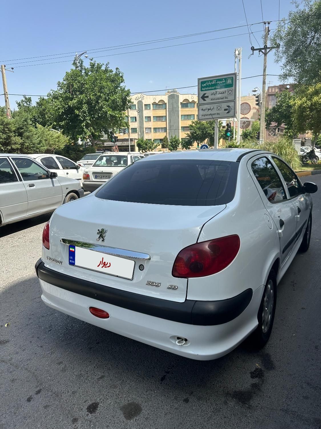 پژو ۲۰۶ صندوق دار v8 - 1398