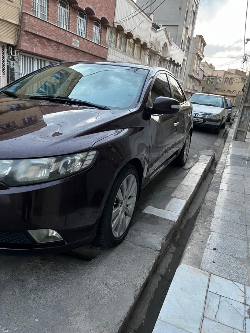 کیا سراتو 2.0 لیتر اتوماتیک GT لاین - 2010