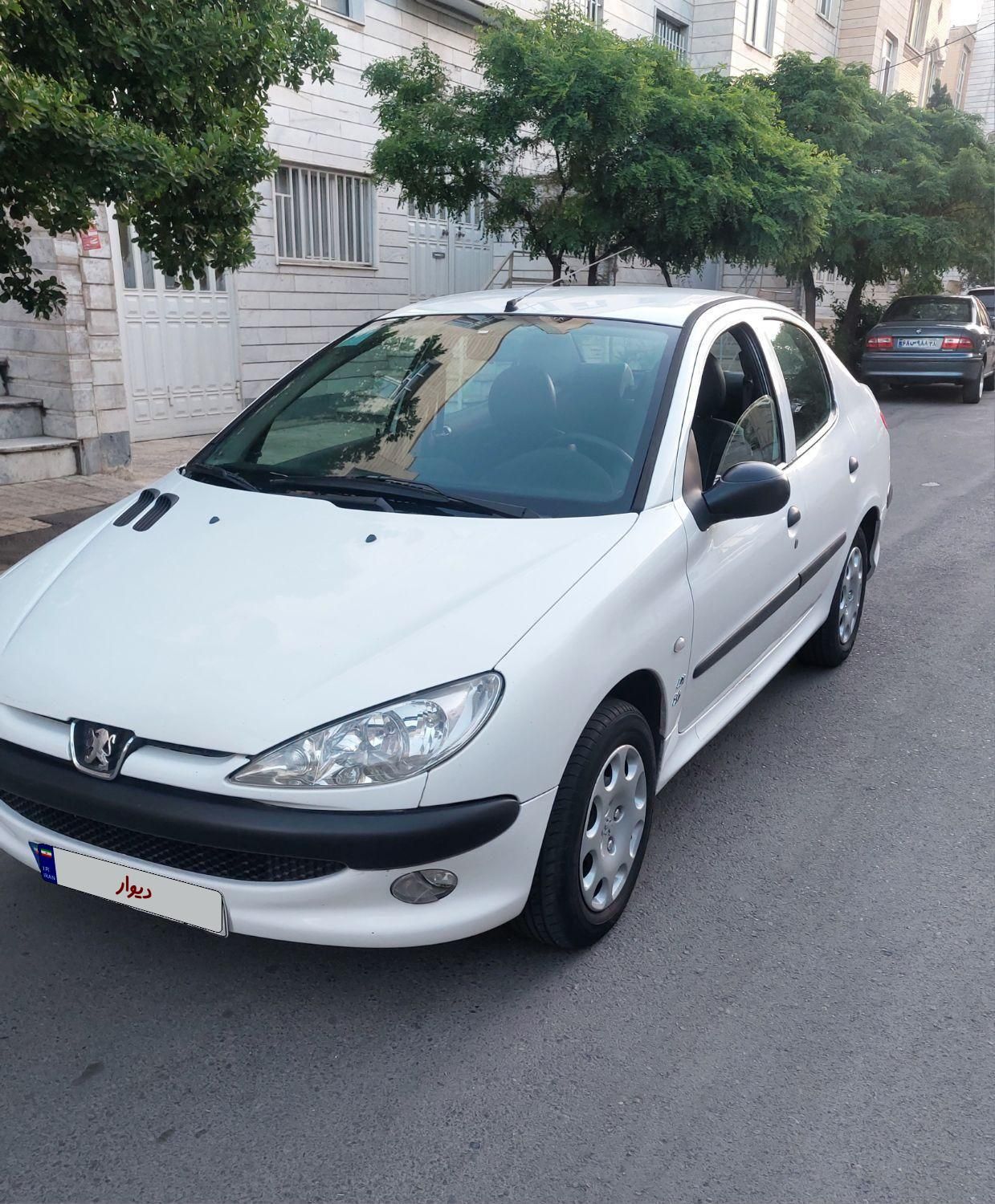 پژو ۲۰۶ صندوق دار v8 - 1394