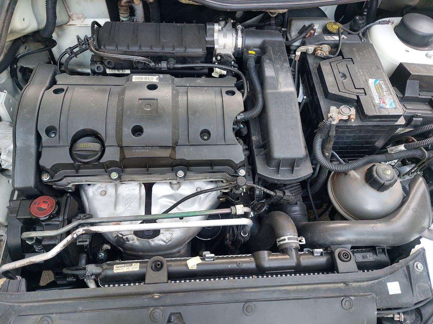 پژو ۲۰۶ صندوق دار v8 - 1394