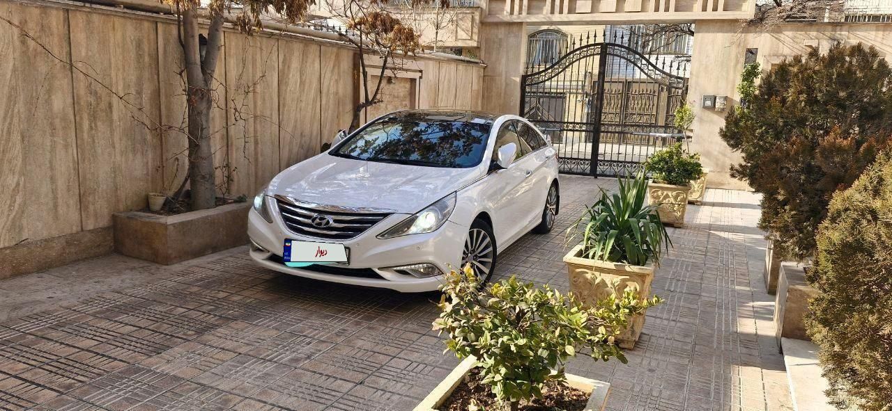هیوندای سوناتا فول YF - 2015