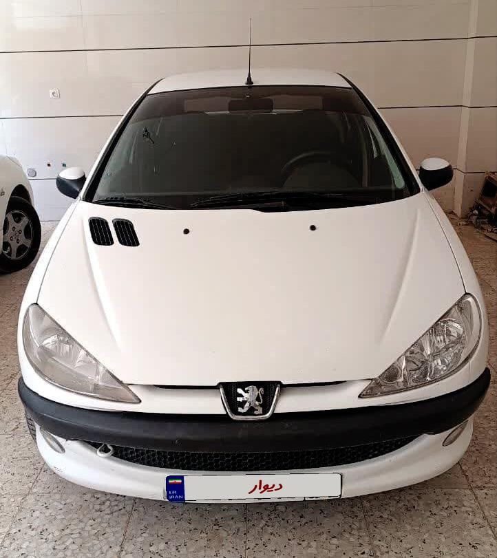 پژو ۲۰۶ صندوق دار v8 - 1394