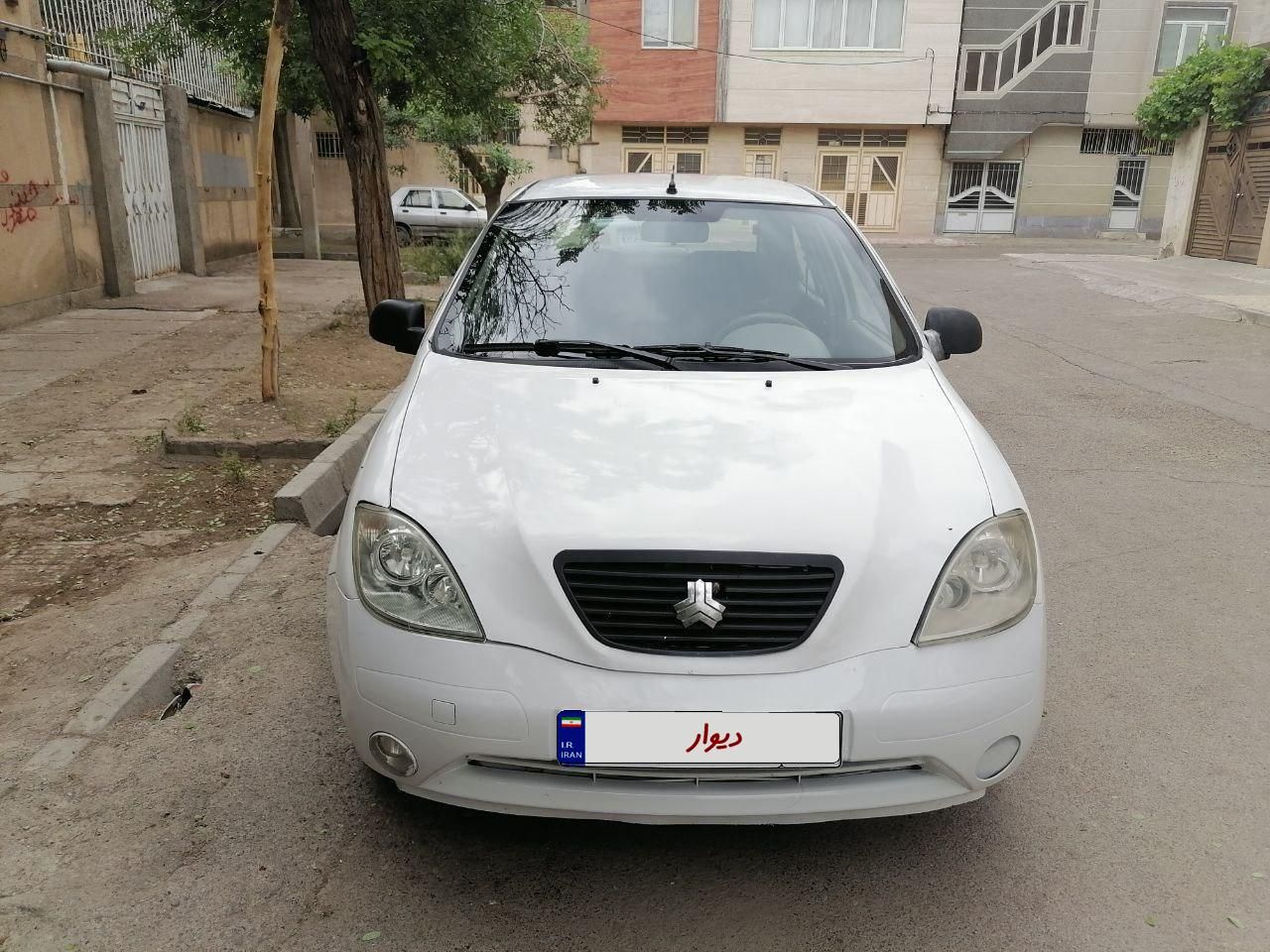 تیبا صندوق دار SX - 1392
