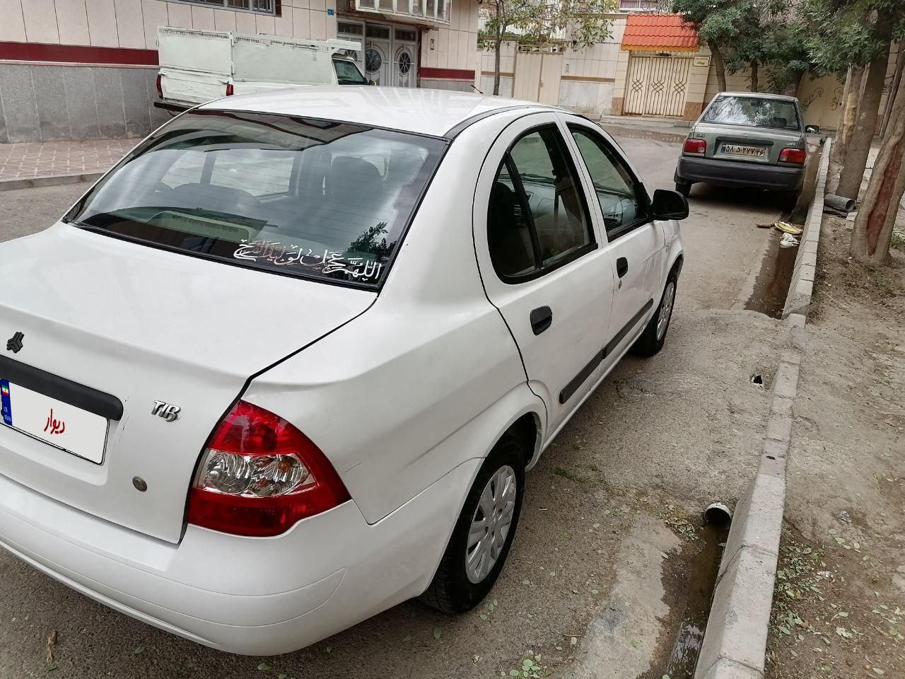 تیبا صندوق دار SX - 1392