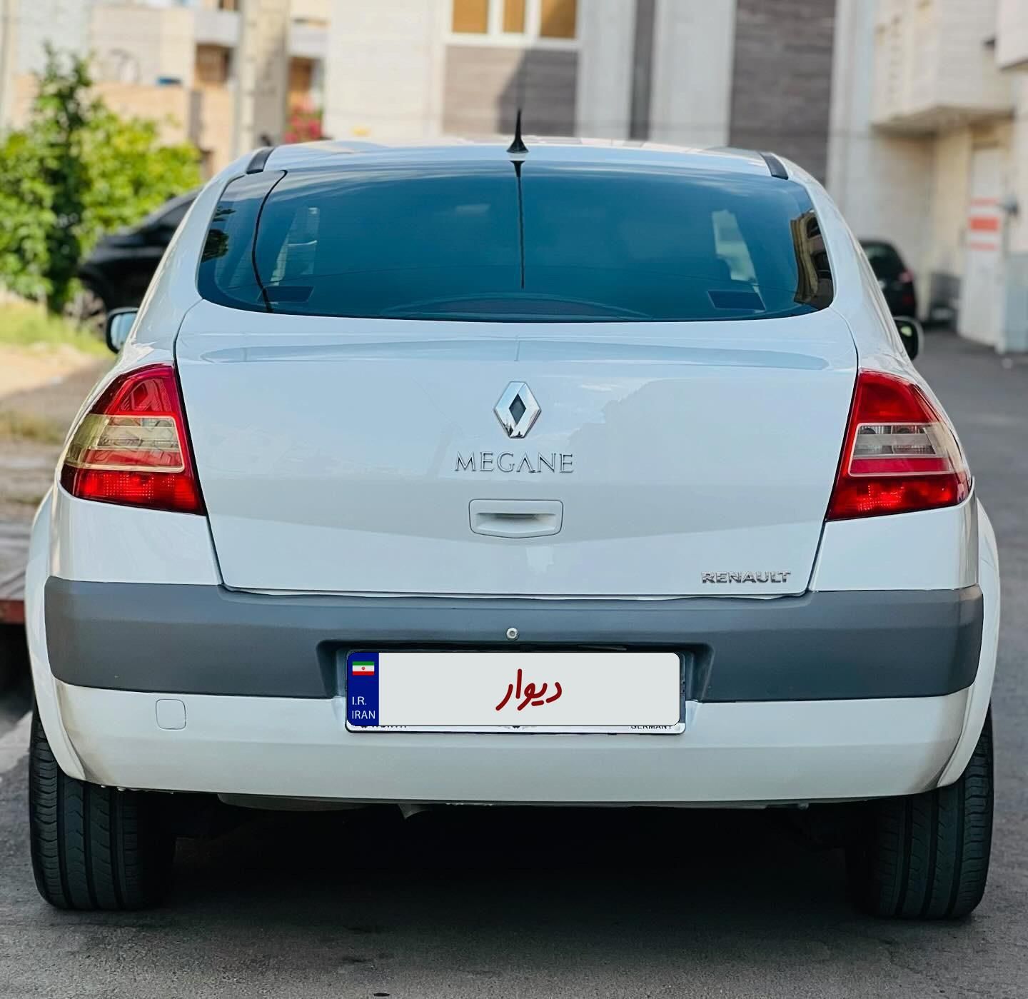 رنو مگان پارس خودرو 2000 - 2011