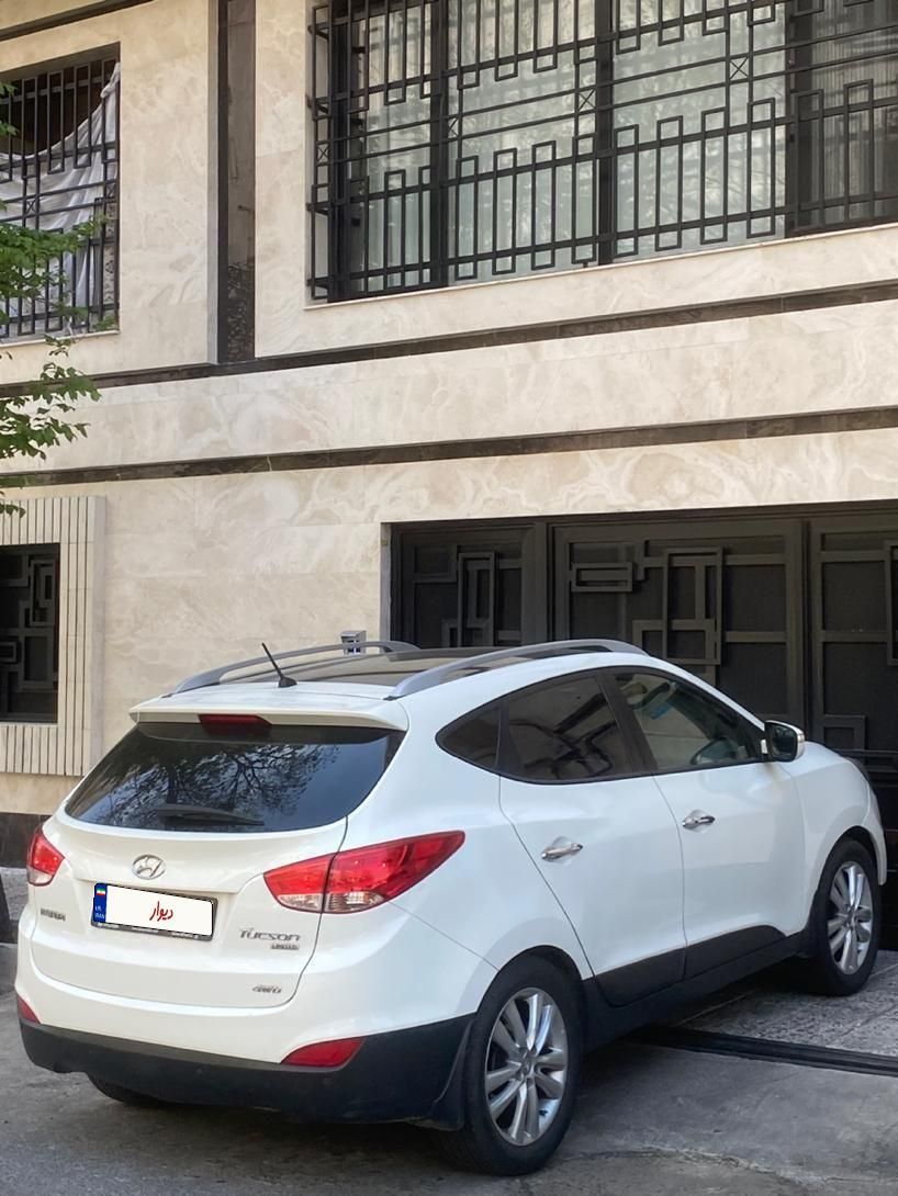 هیوندای توسان 2.4 لیتر - 2012