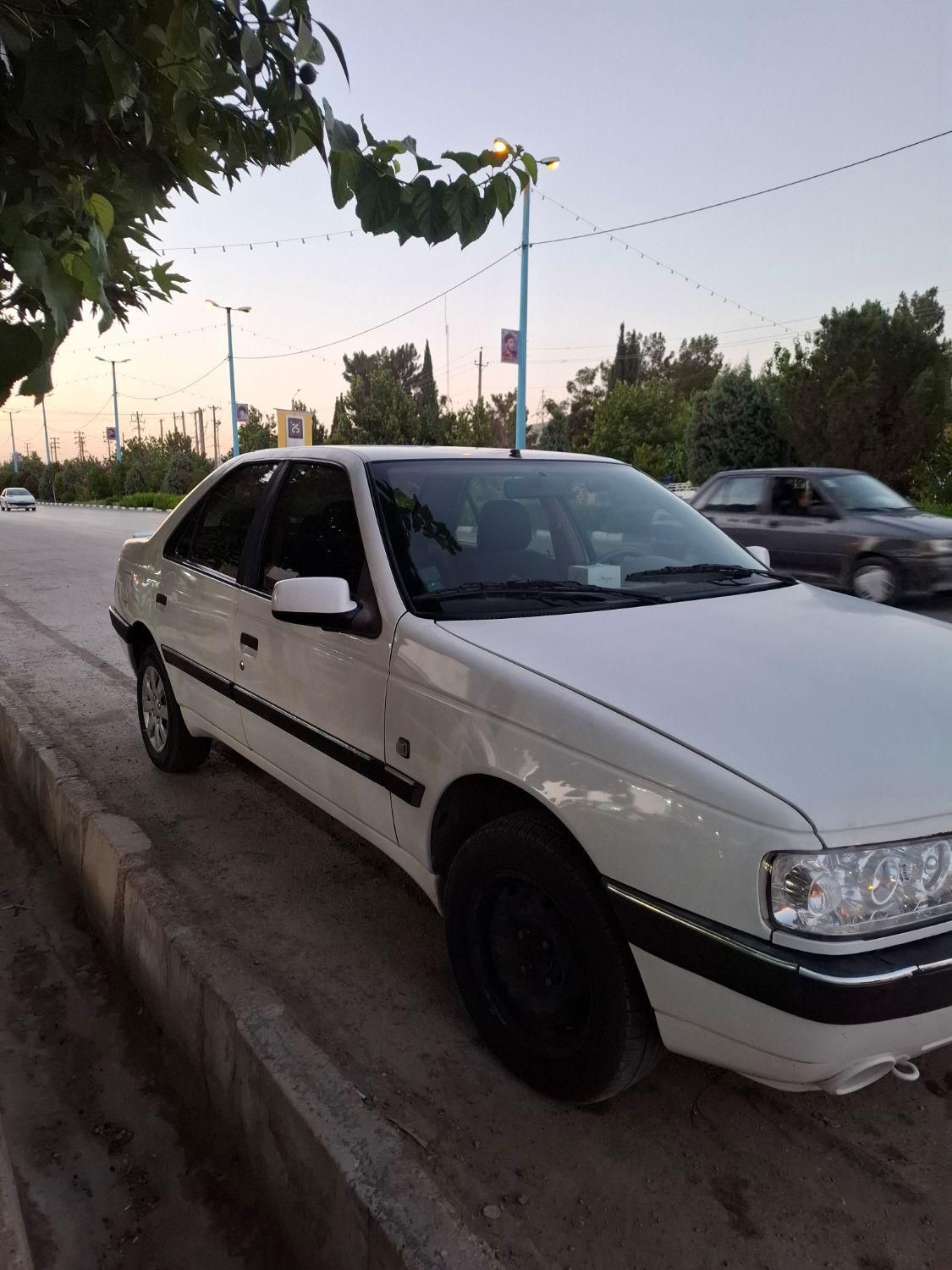 پژو 405 SLX بنزینی TU5 - 1396