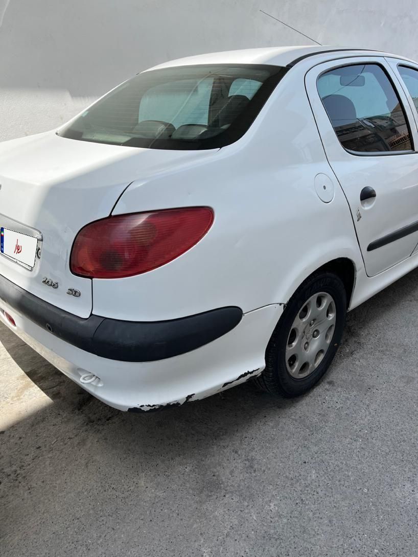 پژو ۲۰۶ صندوق دار v8 - 1395