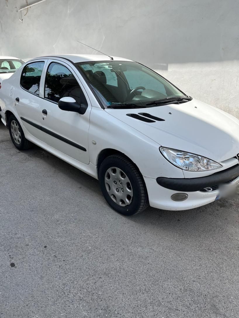 پژو ۲۰۶ صندوق دار v8 - 1395