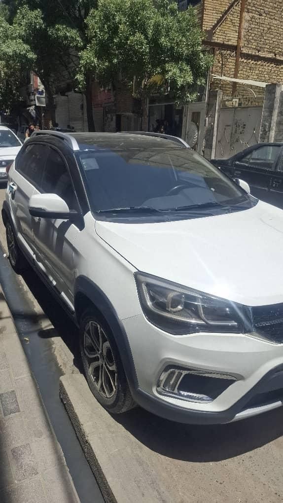 خودرو ام وی ام، X22 آگهی ann_18387034