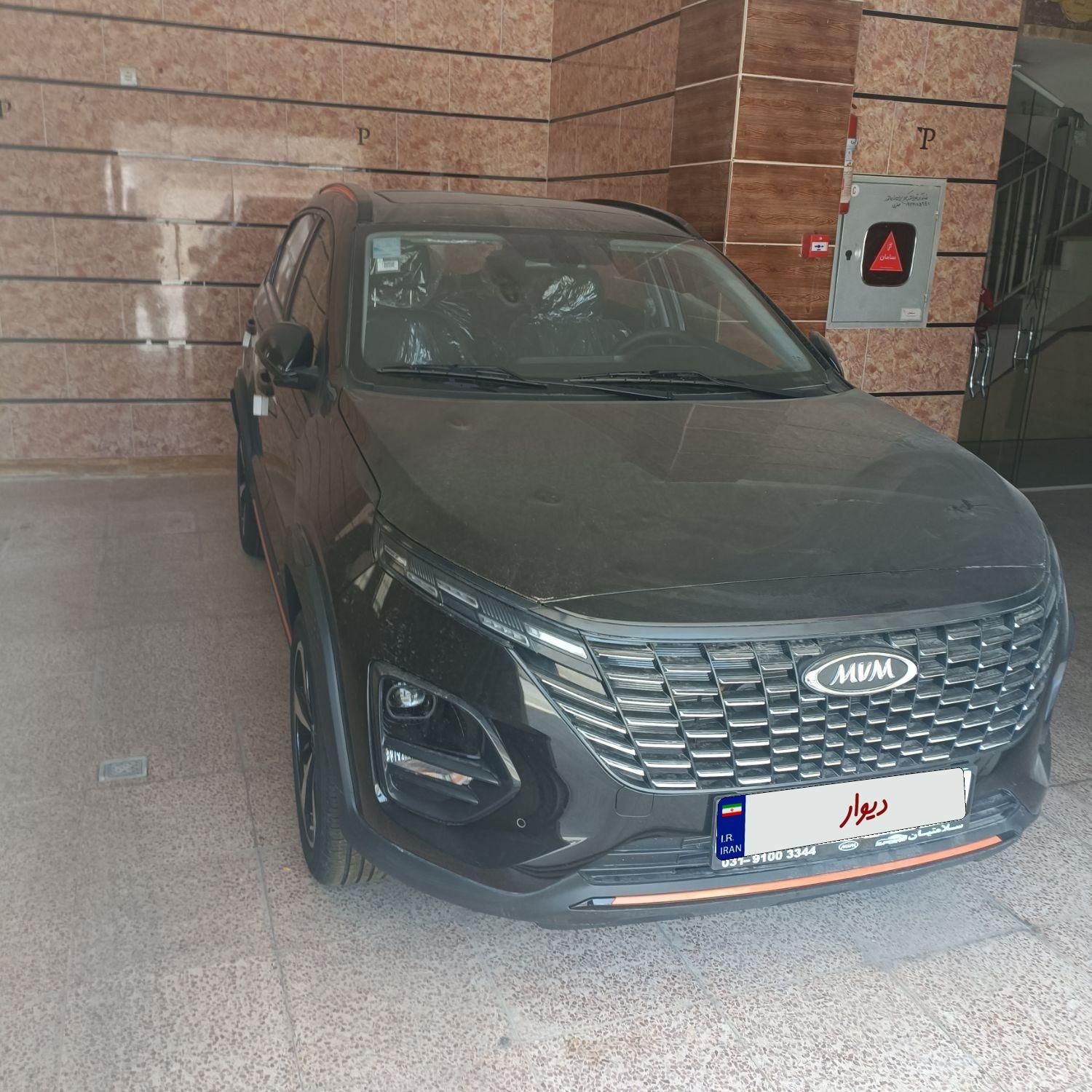 خودرو ام وی ام، X33 آگهی ann_18387107