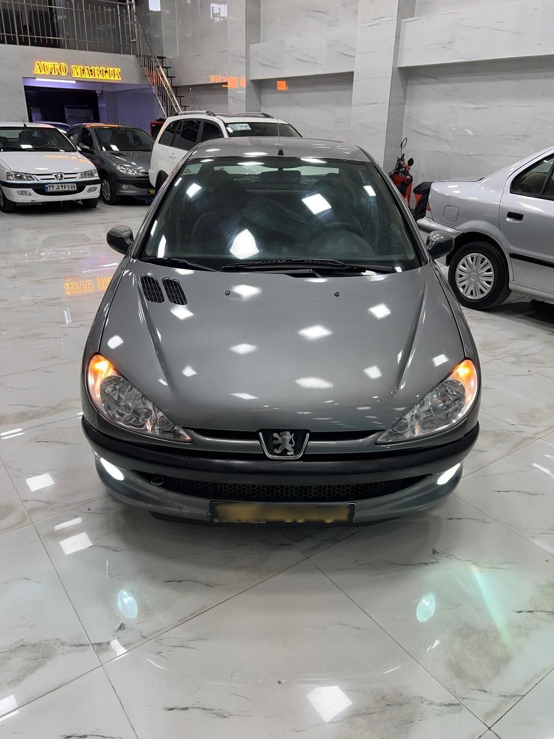 پژو ۲۰۶ صندوق دار v8 - 1390