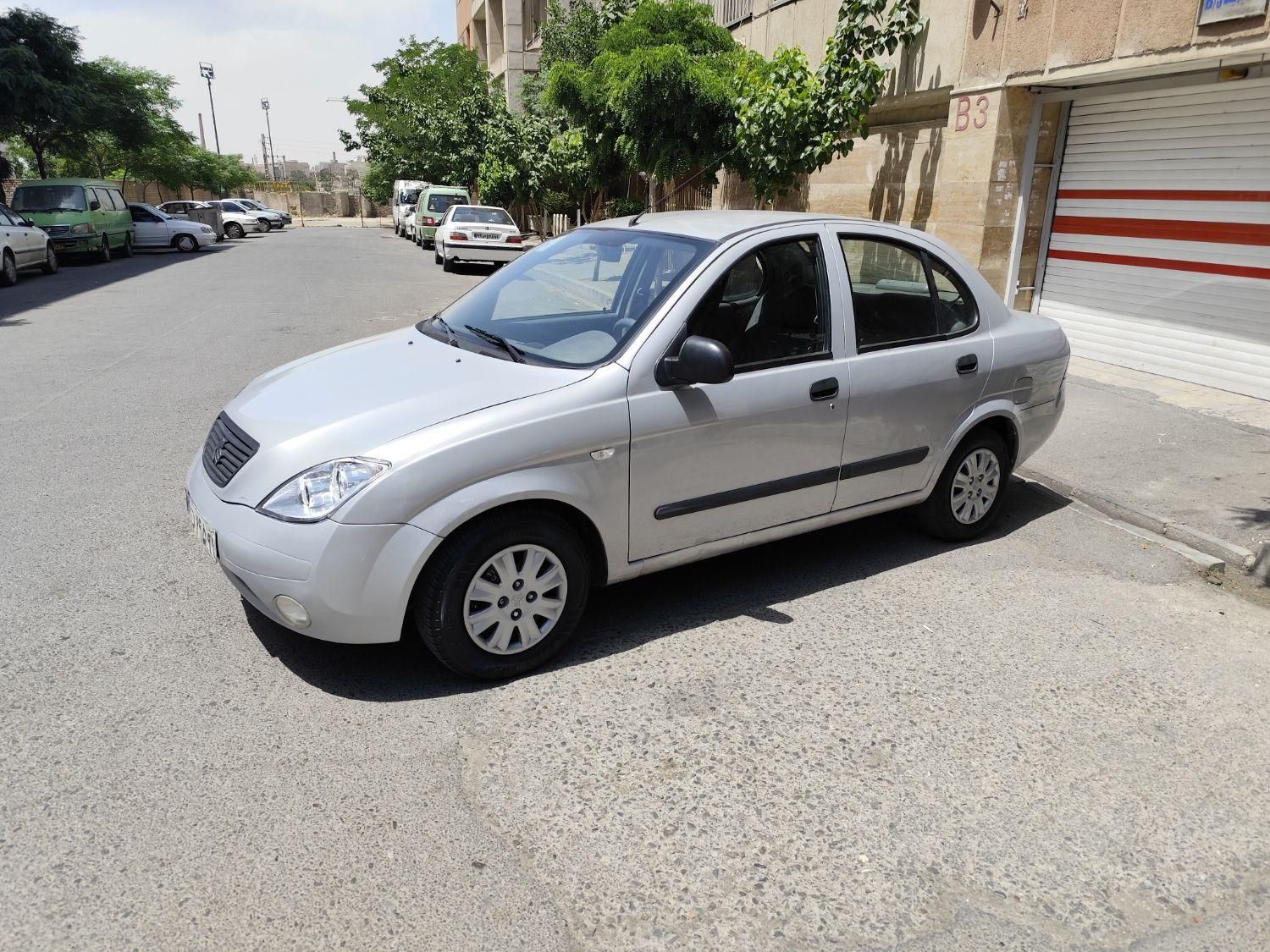 تیبا صندوق دار SX - 1395
