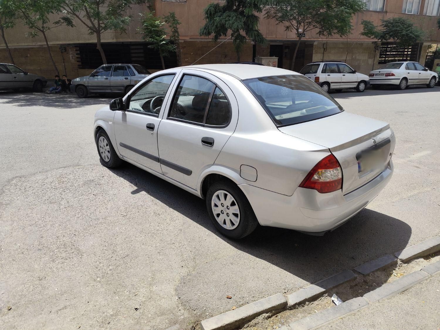 تیبا صندوق دار SX - 1395