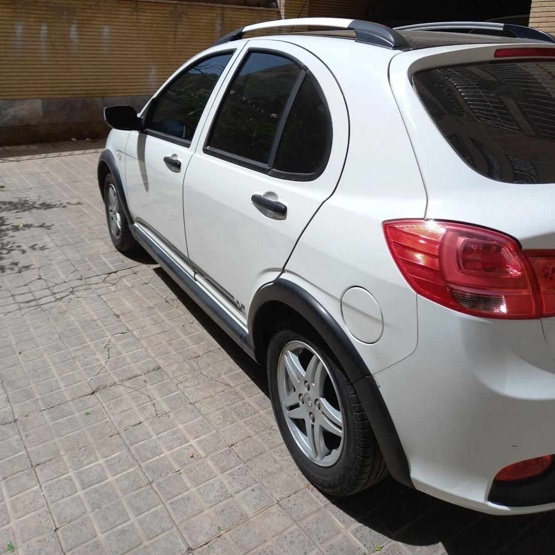 کوییک R دنده‌ای - 1400